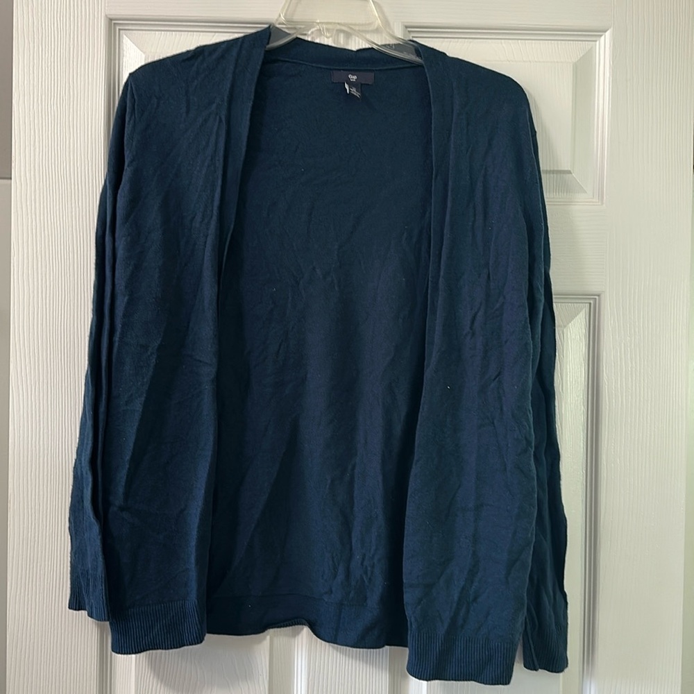 Gap Sweater - Like NEW!